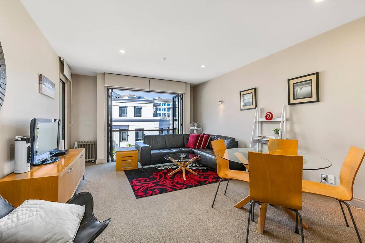 Enormous One Bedroom Beauty In Cbd! Free Parking Auckland Eksteriør billede