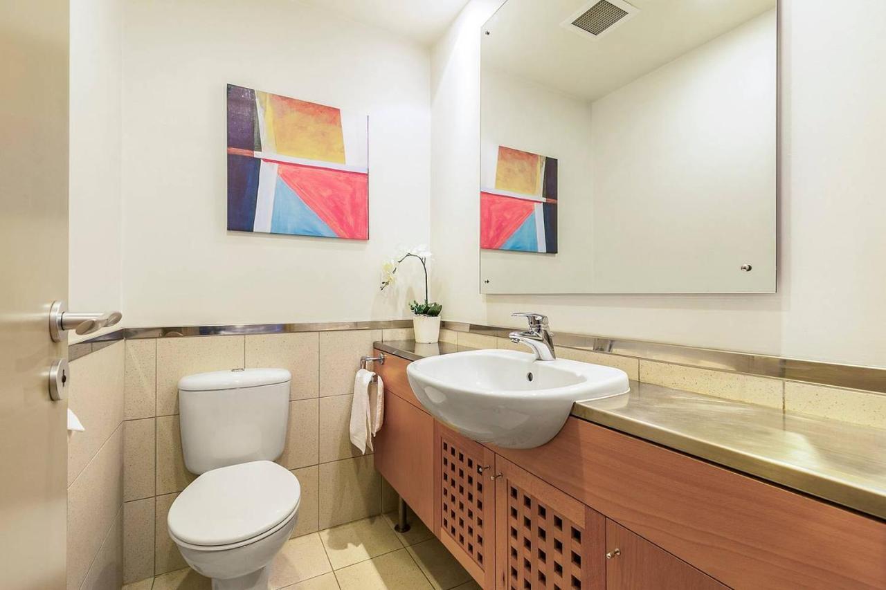 Enormous One Bedroom Beauty In Cbd! Free Parking Auckland Eksteriør billede